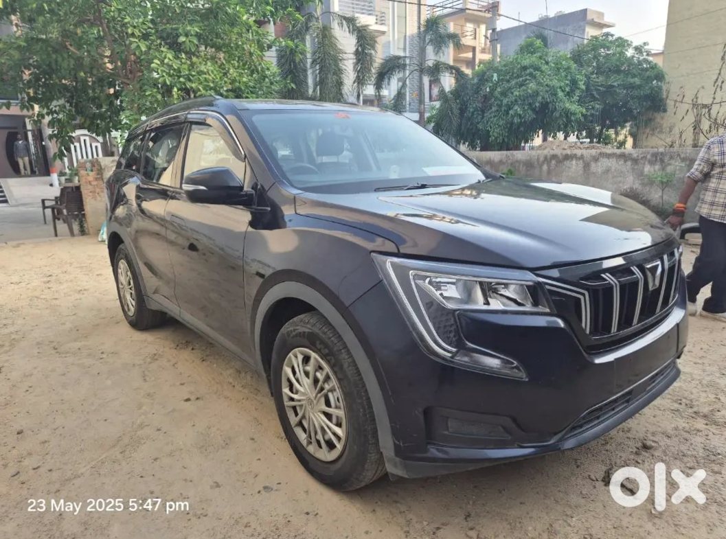 2025 Mahindra Xuv700 Petrol - Nearly New