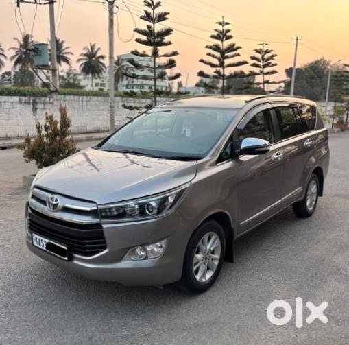 2023 Toyota Innova Crysta - Nearly New!