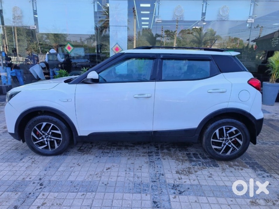 Mahindra Xuv300 Diesel 2014 | Company Lease