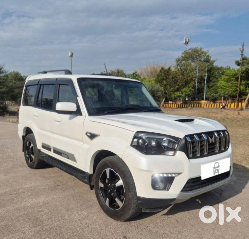 Mahindra Scorpio Classic 2023