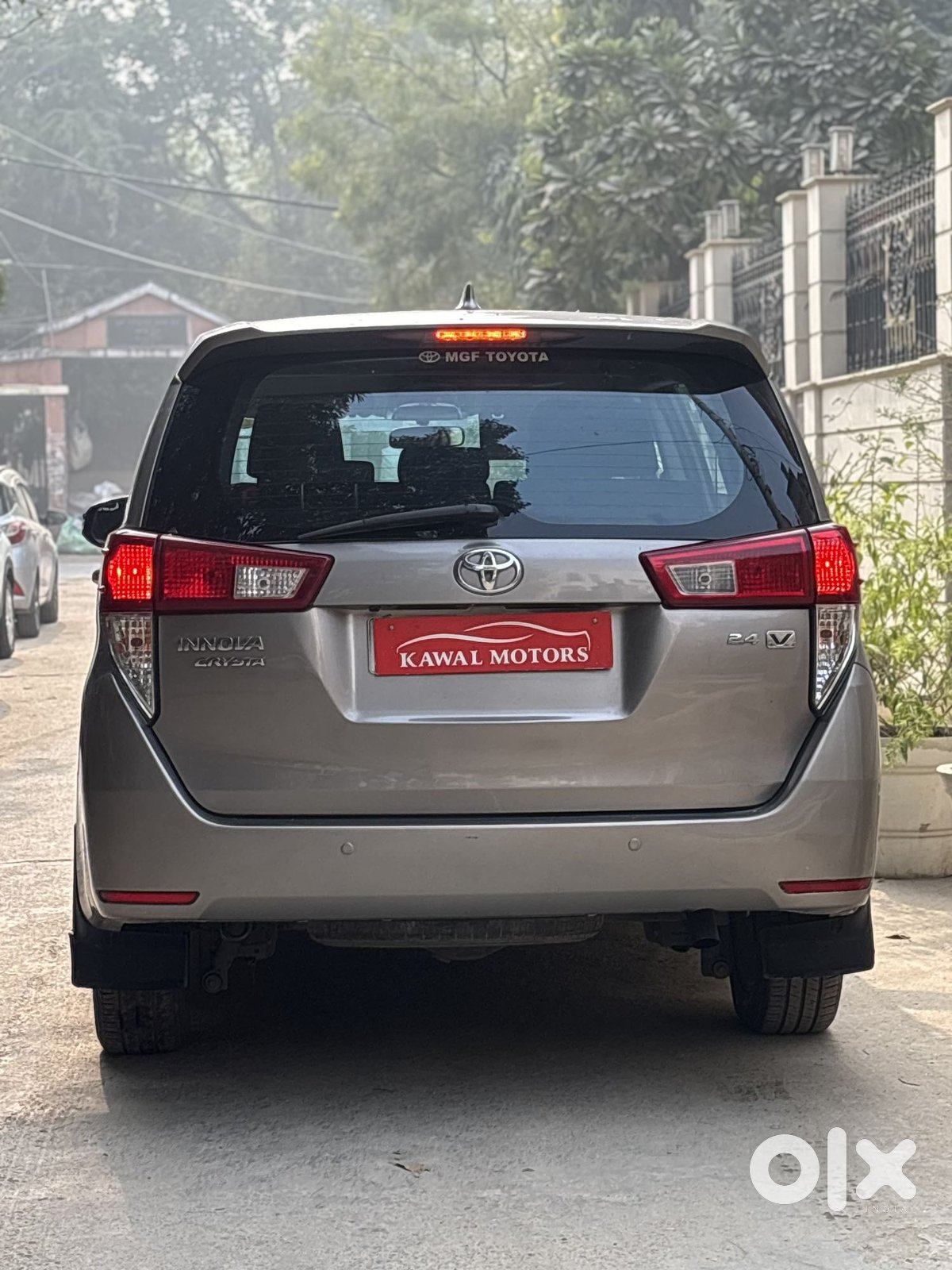 2024 Toyota Innova Crysta Automatic
