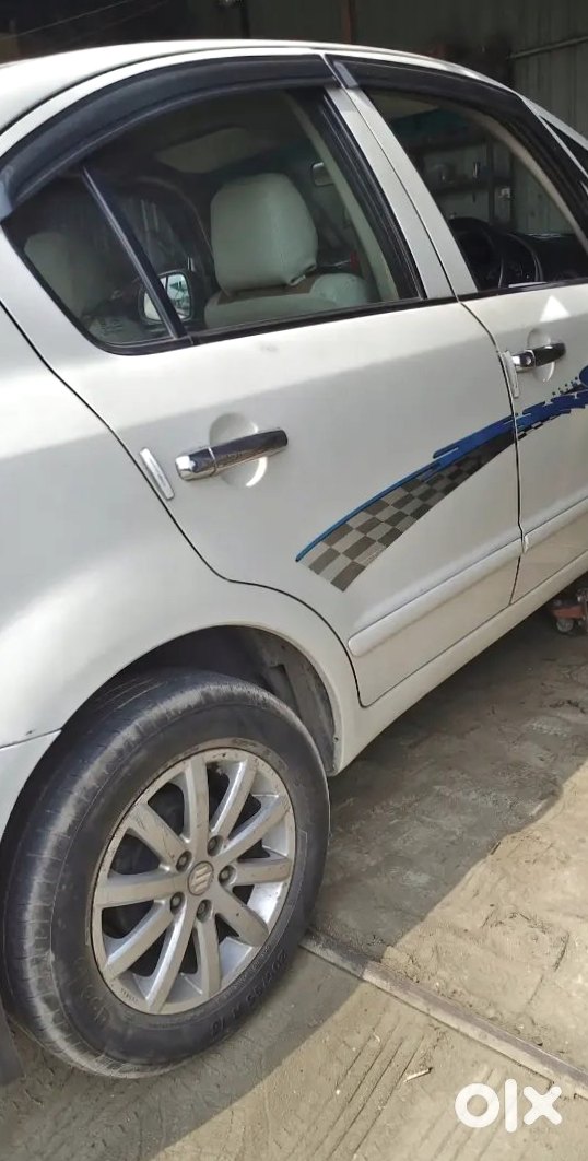 Maruti Sx4 2013 Diesel - Cheap!