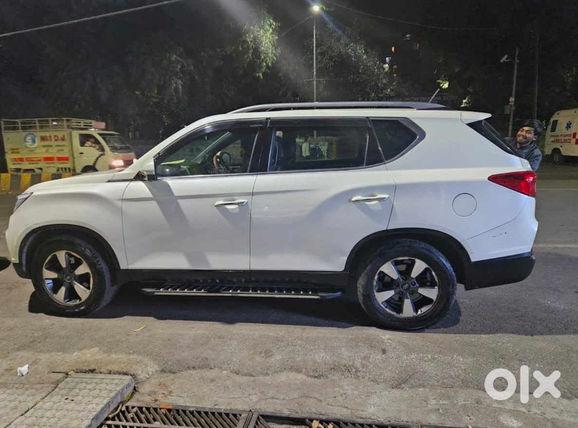 2023 Mahindra Alturas G4 | Diesel Automatic | Low Km