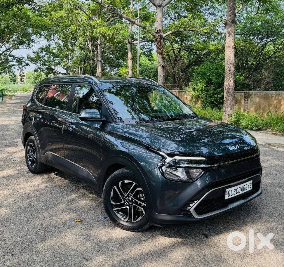 Kia Carens Automatic 2025