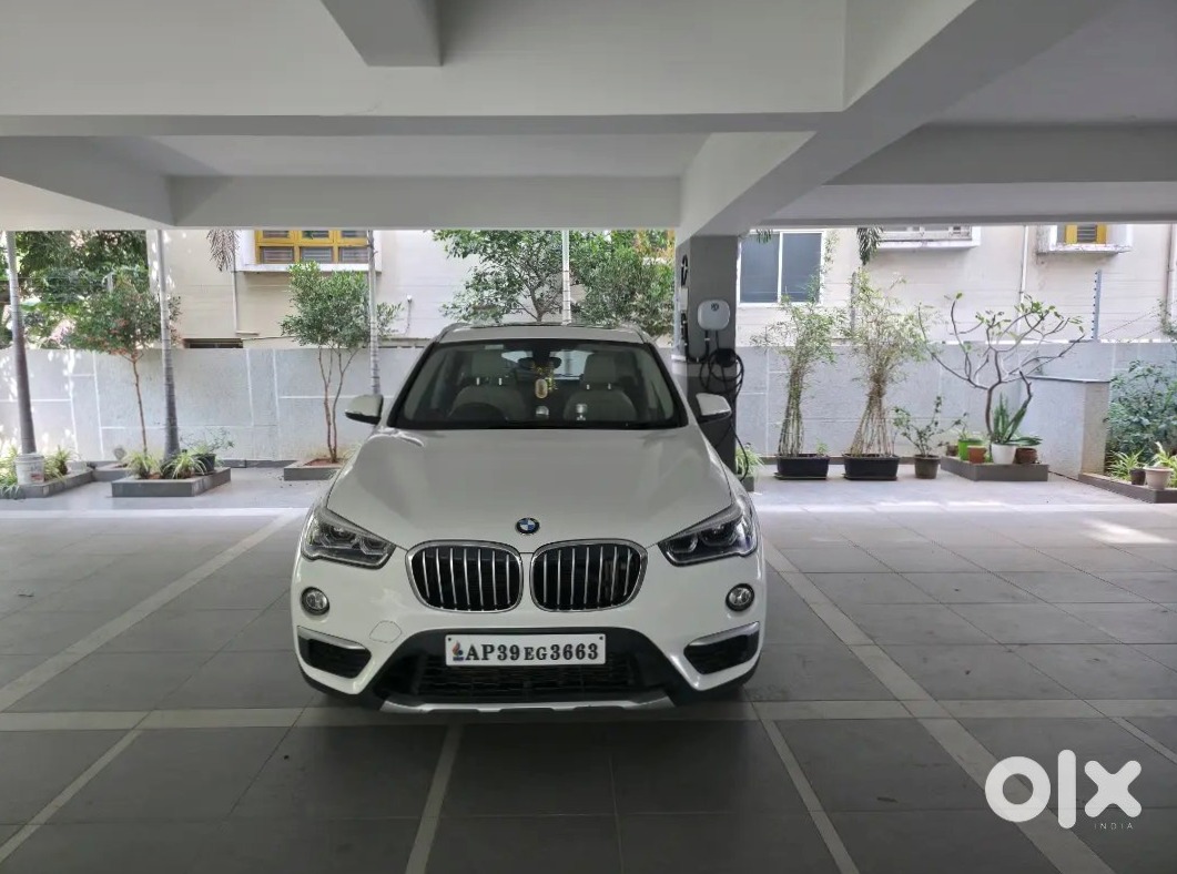 Bmw X1 2023 Cng - Practically New