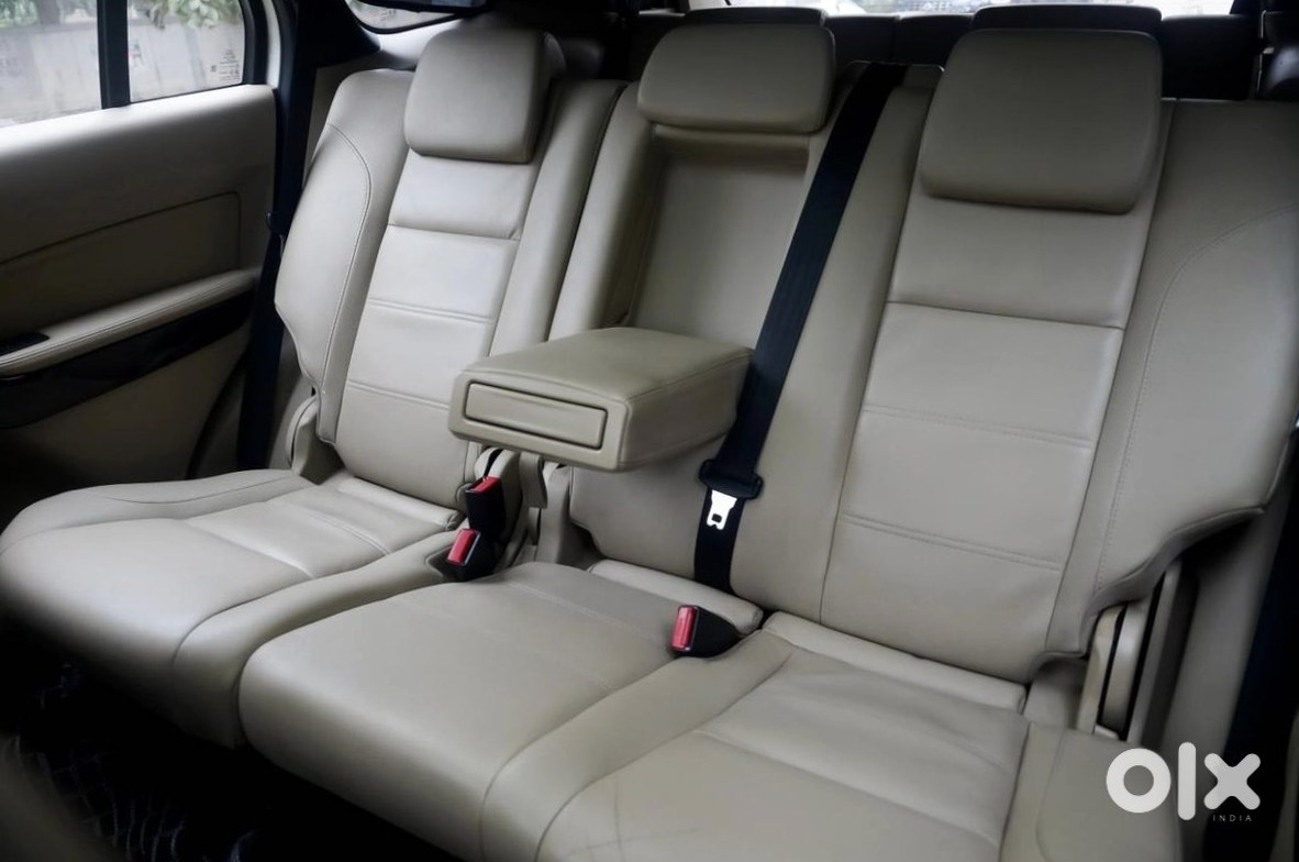 Ford Endeavour 2010 - Tough Suv