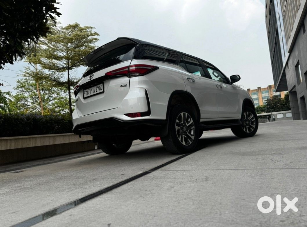 2021 Toyota Fortuner Legender Cng - Premium Suv