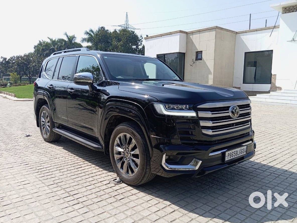 Toyota Land Cruiser 2011