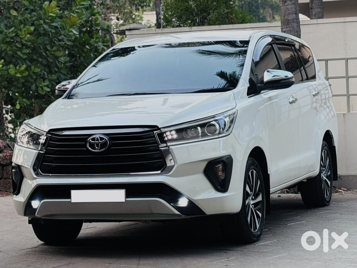 2022 Toyota Innova Crysta - Showroom Condition