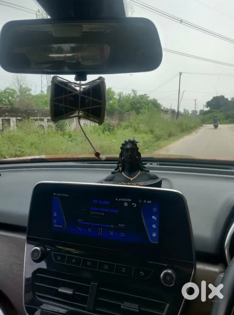 2019 Tata Harrier Petrol Manual