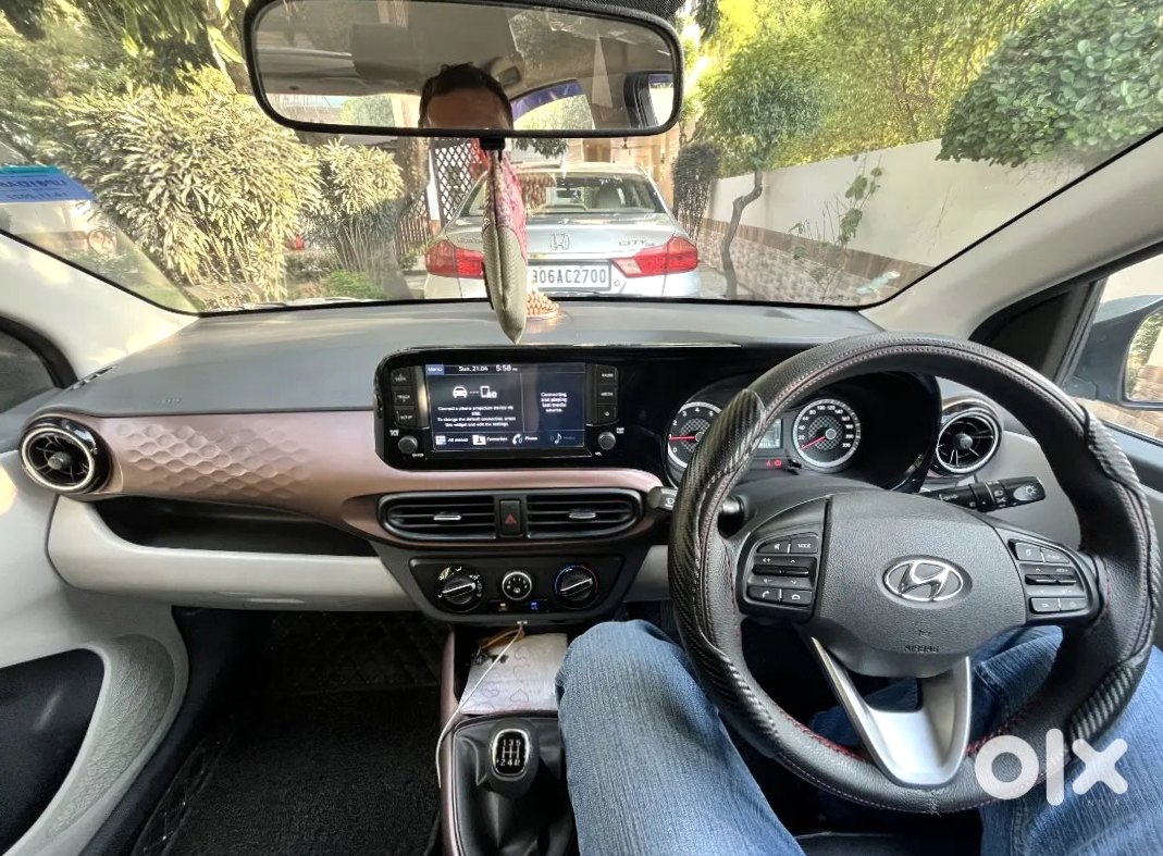 2024 Hyundai Aura Petrol Automatic