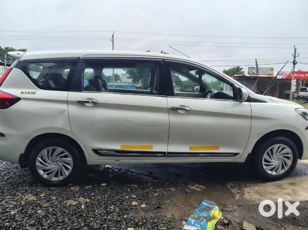Selling Maruti Ertiga