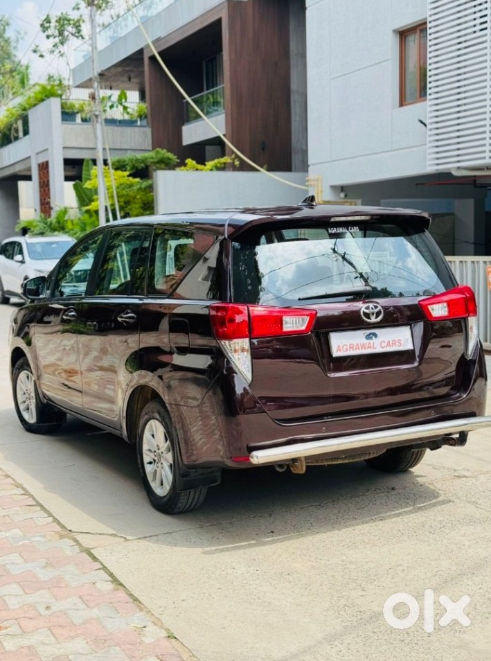 Innova Crysta 2021 - Family Luxury Car