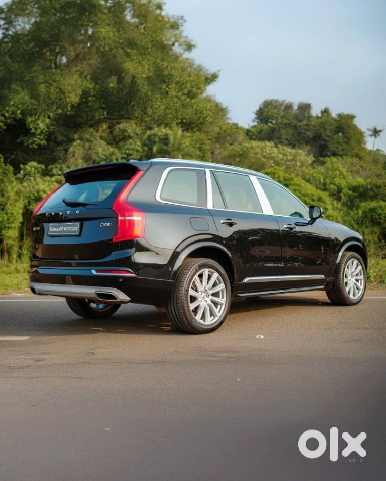 2022 Volvo Xc90 - Premium Sedan