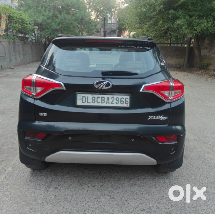 Urgent: Mahindra Xuv300 2015