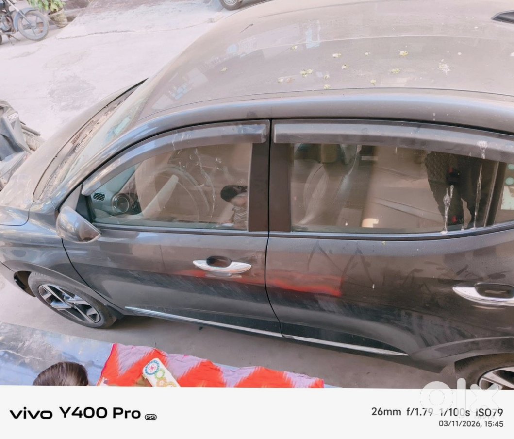 2013 Hyundai Aura - Petrol Manual