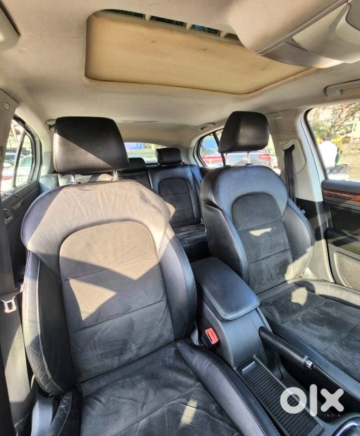 Skoda Superb 2015 Petrol Manual Luxury Sedan