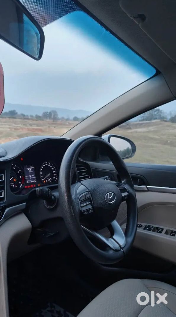 2014 Hyundai New Elantra - Manual Petrol