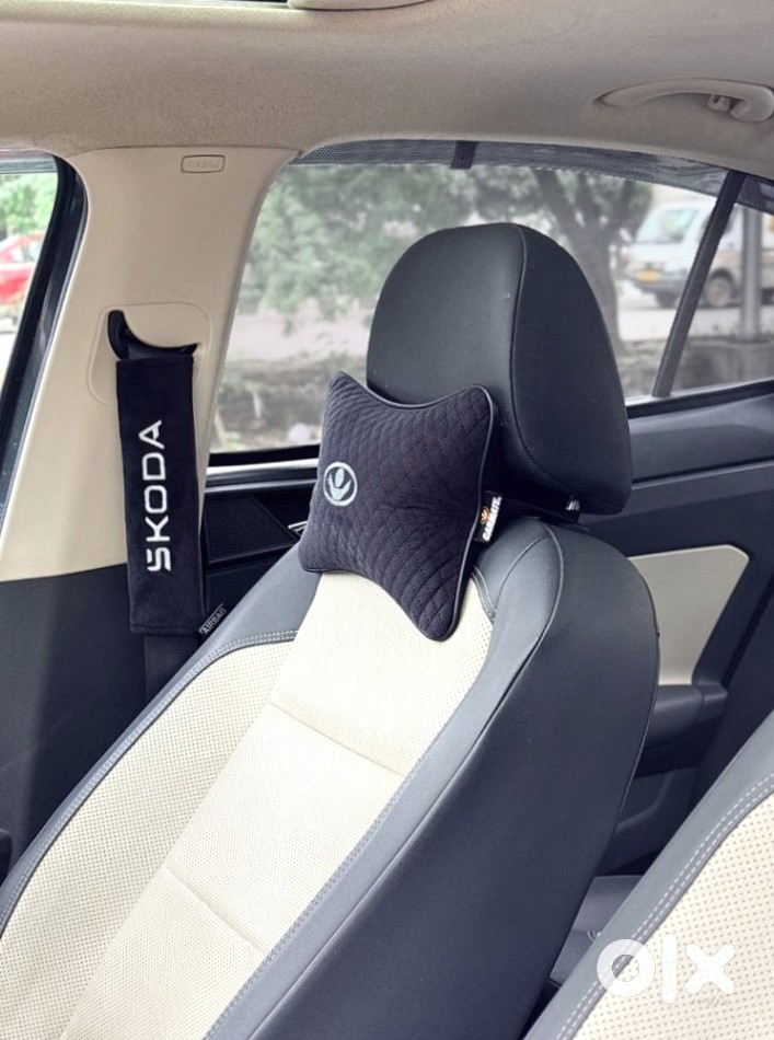 Skoda Slavia 2023 - Barely Driven