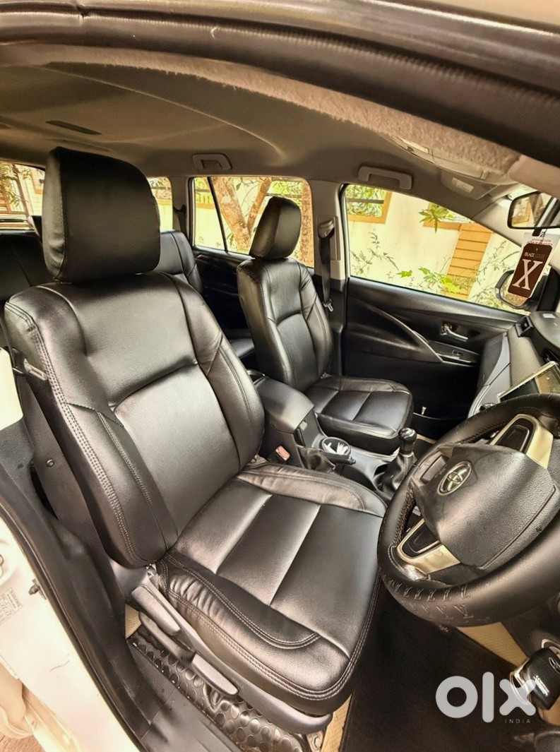 2016 Toyota Innova Crysta - Premium Family Suv