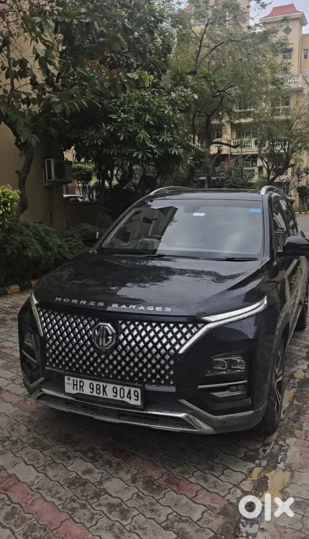 Mg Hector Plus 2023 Petrol Automatic