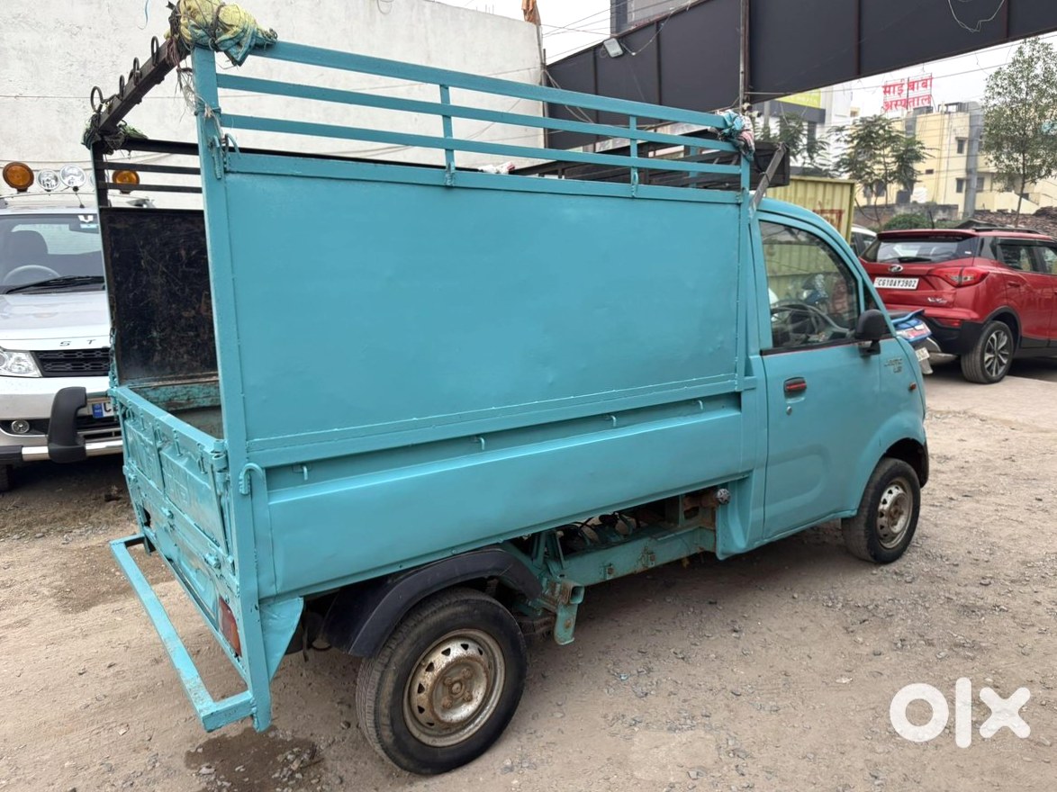 Old Mahindra Jeep Going Cheap