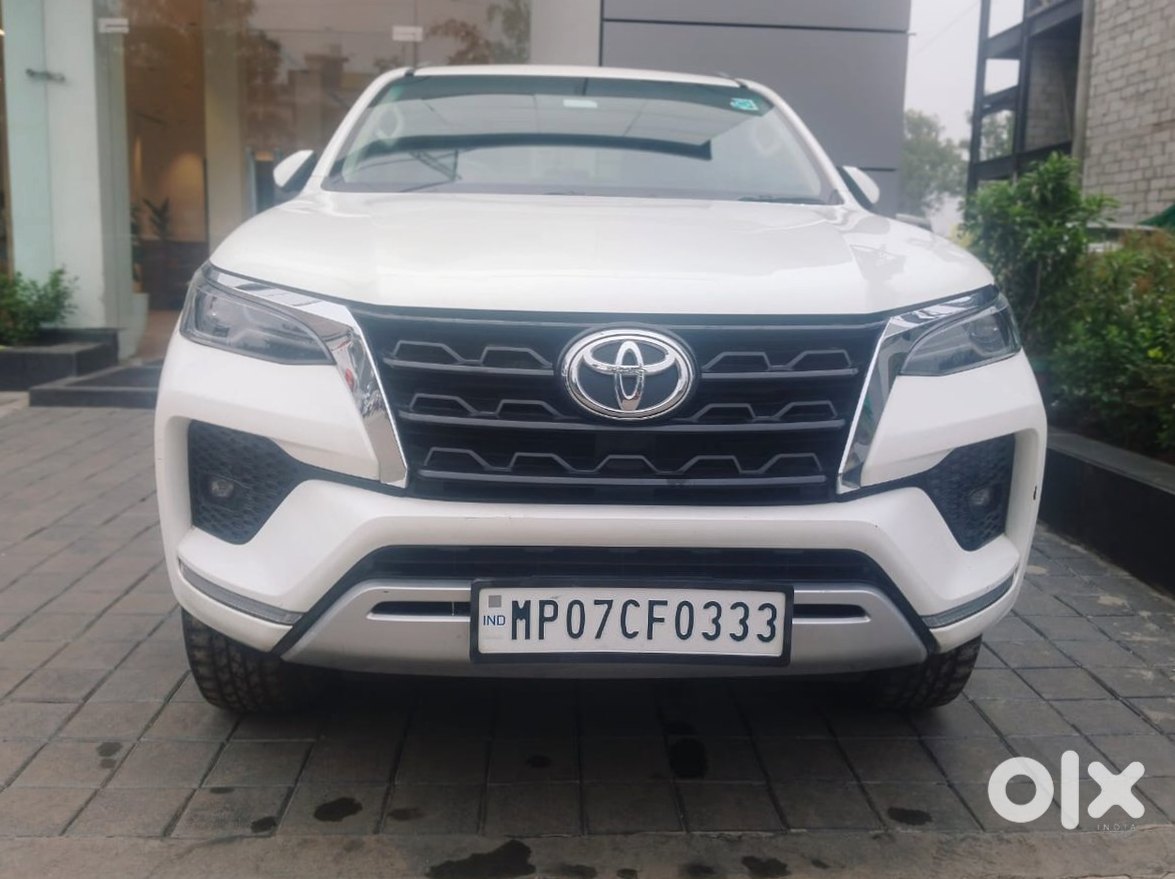 Urgent: 2014 Toyota Fortuner Diesel