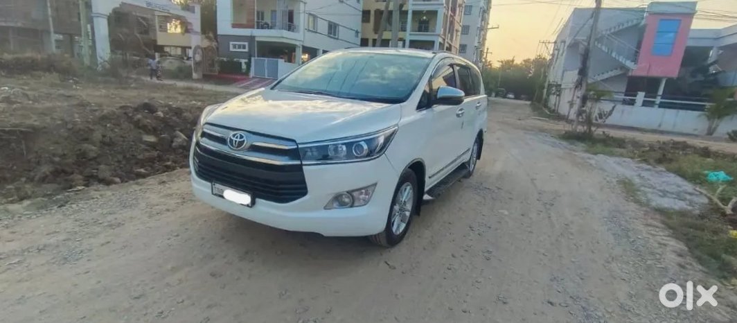 2025 Toyota Innova Crysta - Barely Driven