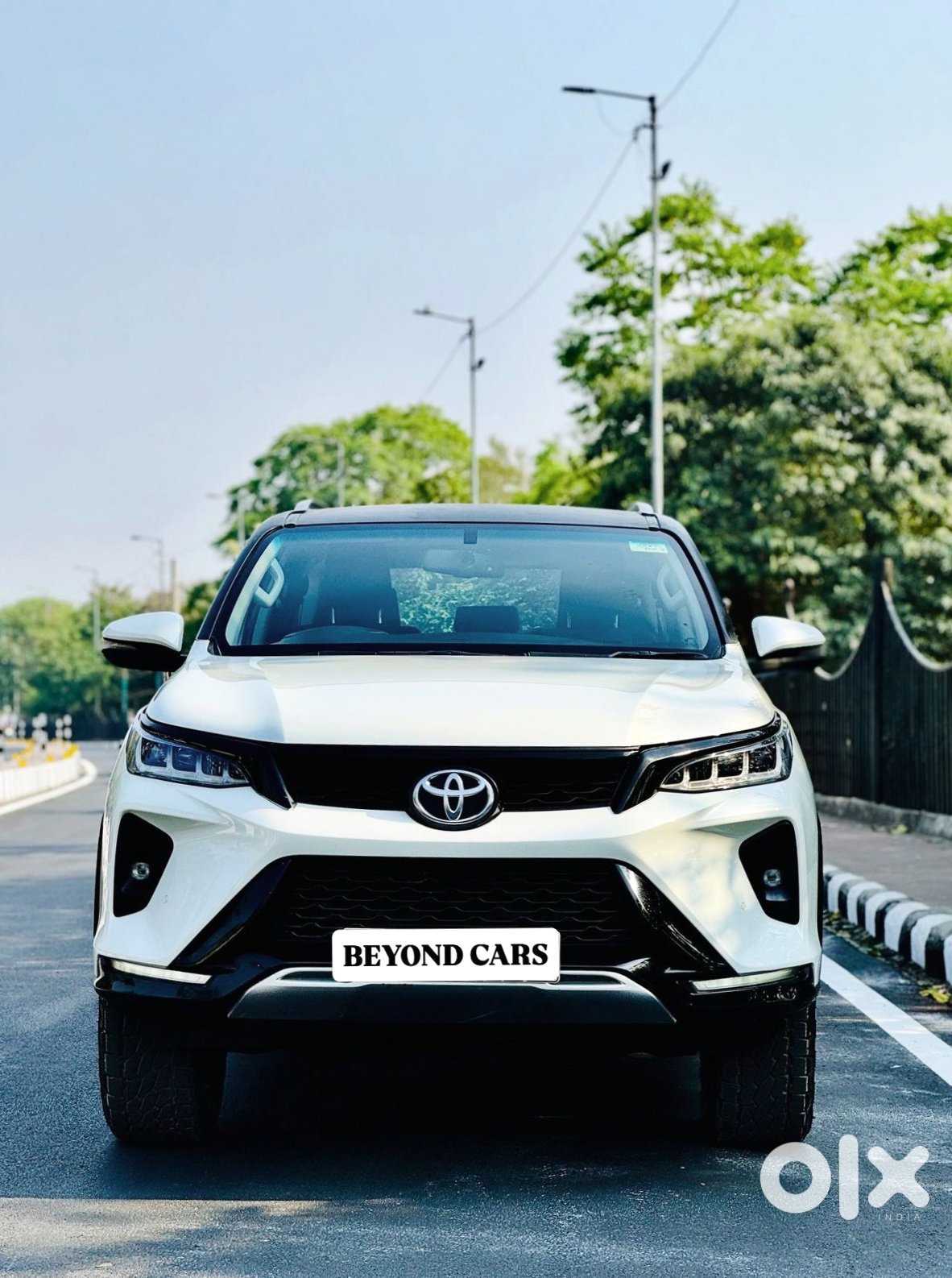 Toyota Fortuner Legender 2015 Petrol Manual Suv