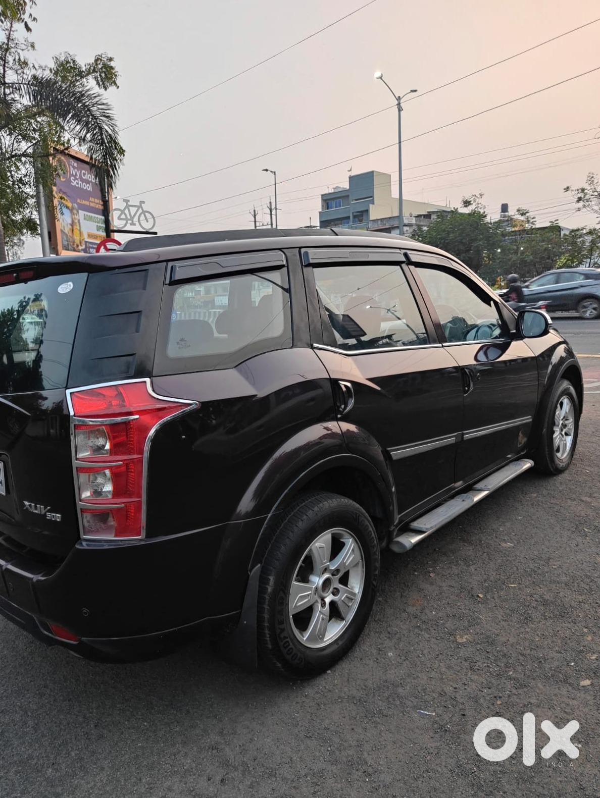 2015 Mahindra Xuv500 | Manual Cng