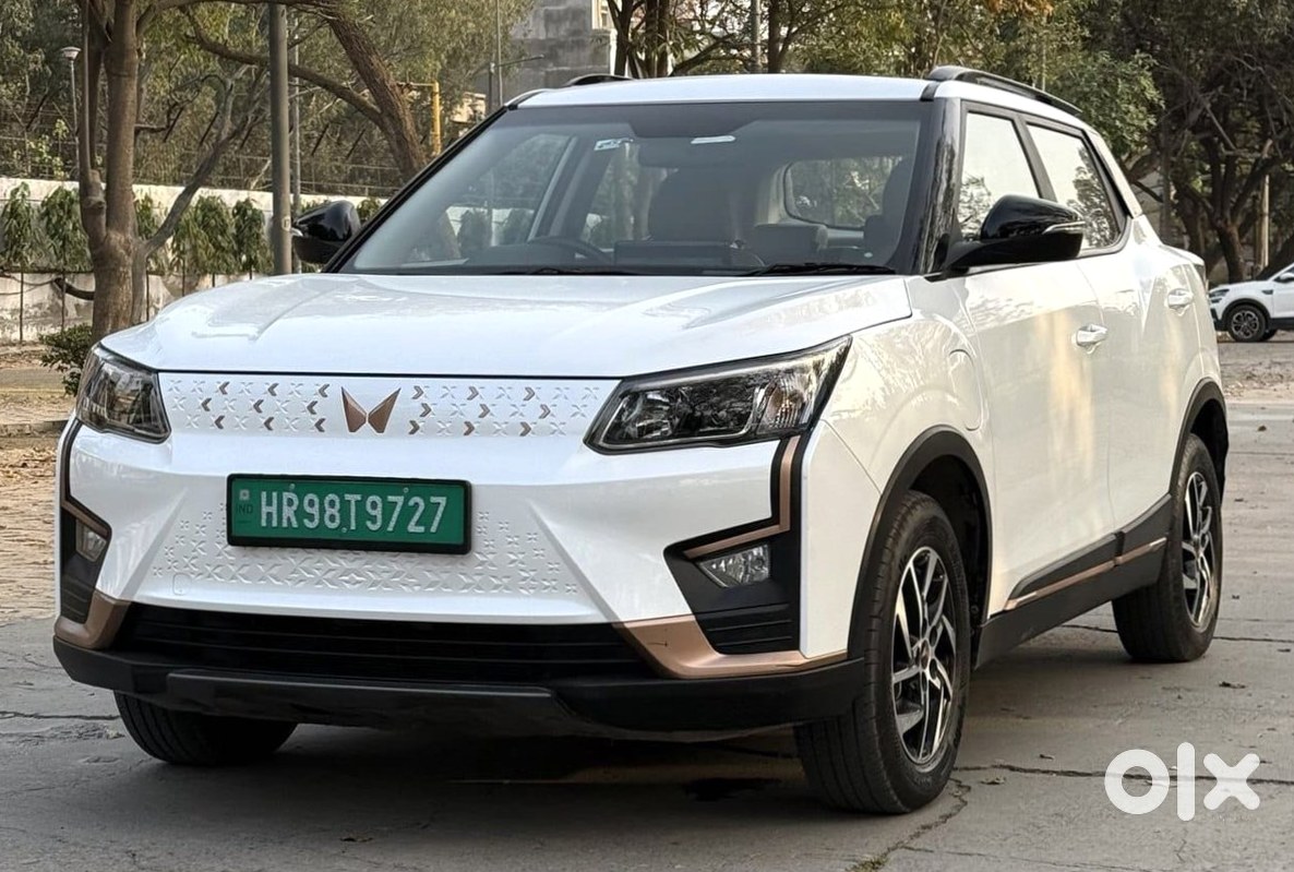 Mahindra Xuv400 Ev 2025