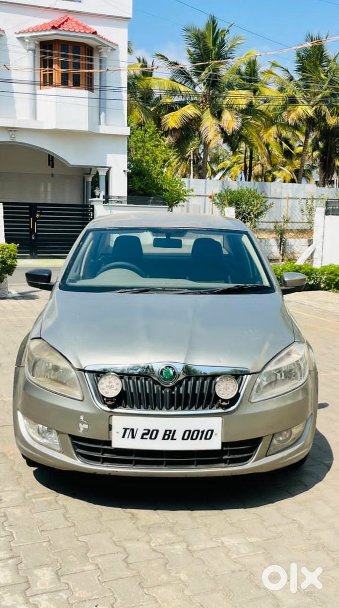 Skoda Rapid Petrol