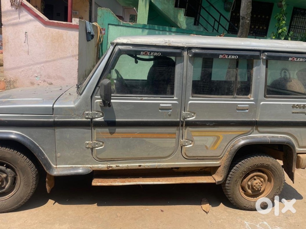 Urgent!! Mahindra Bolero 2011