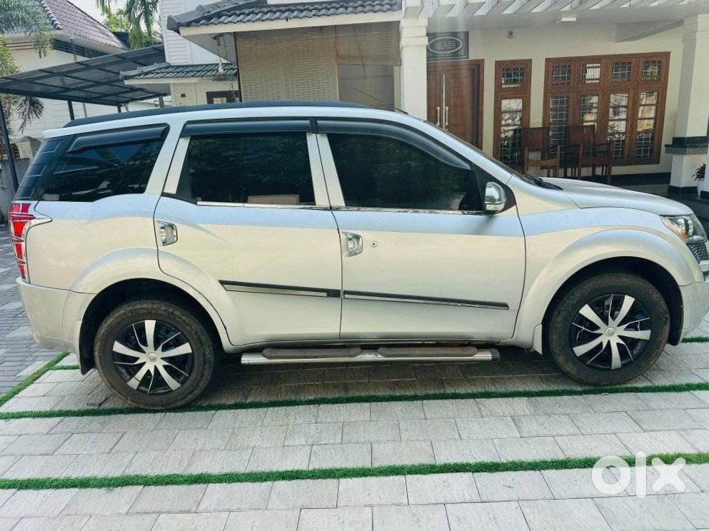 Mahindra Xuv500 Electric - First Owner