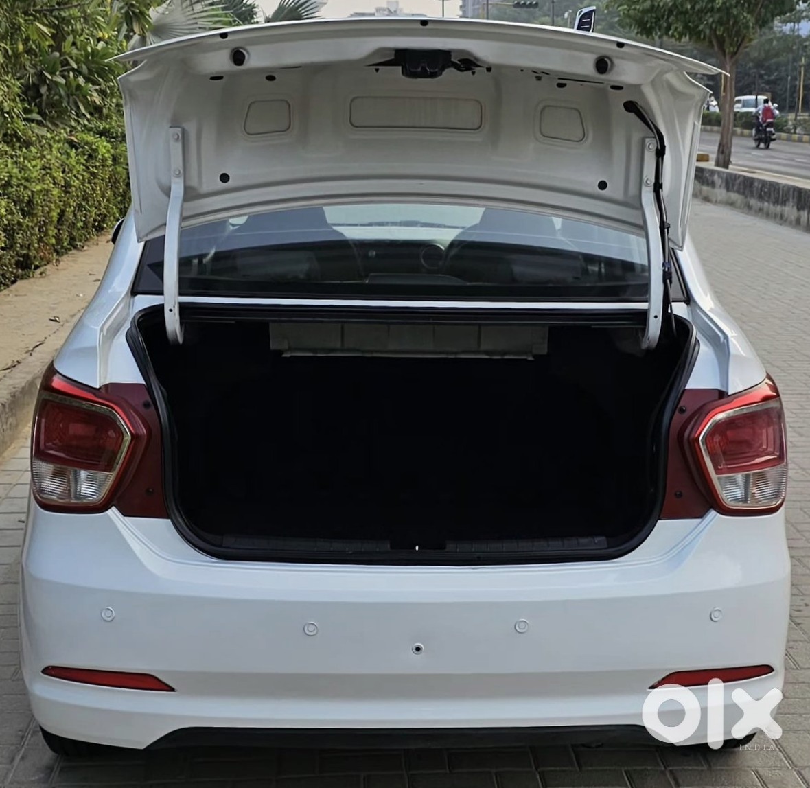 Hyundai Xcent - Must Sell Today