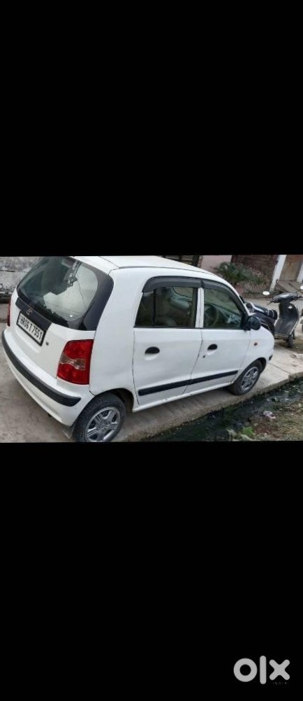 Old Hyundai Santro - Ok Condition