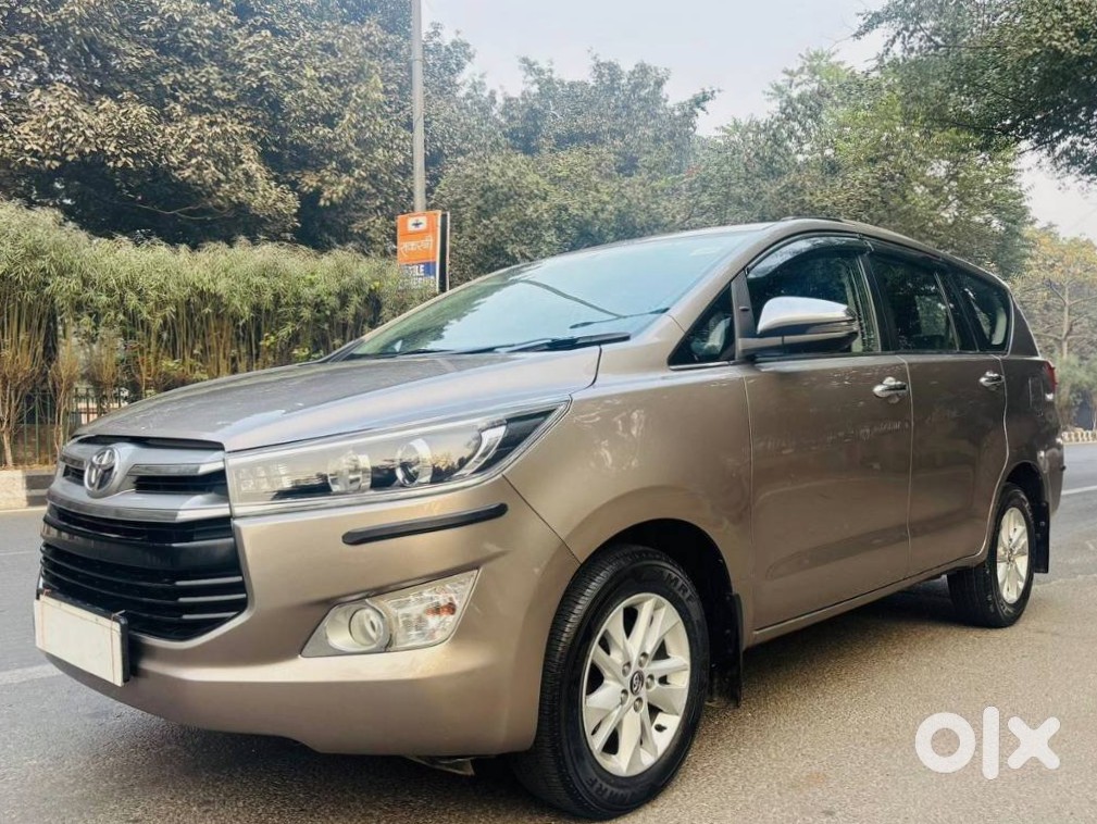 2023 Toyota Innova Crysta Diesel Manual