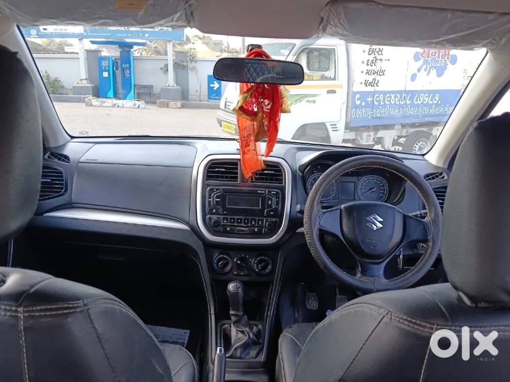 Maruti Brezza 2023 - Petrol Automatic