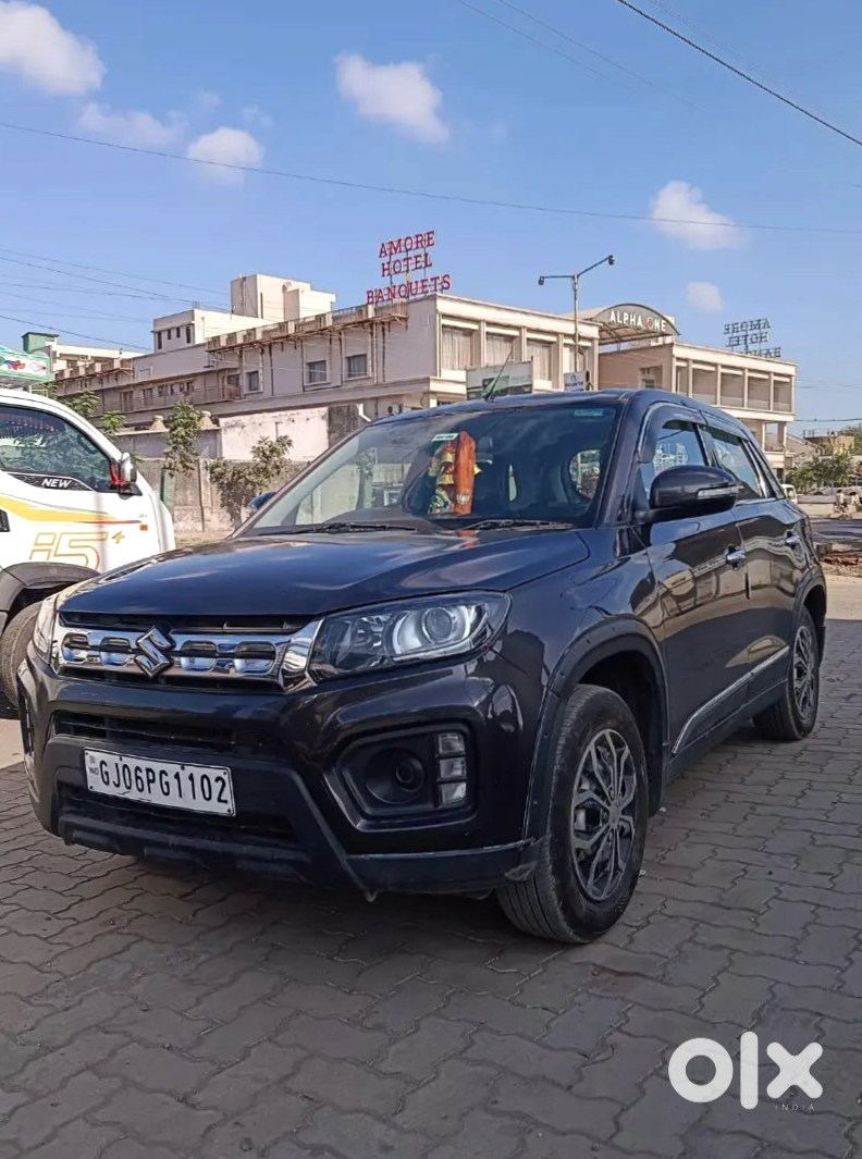 Maruti Brezza 2023 - Petrol Automatic