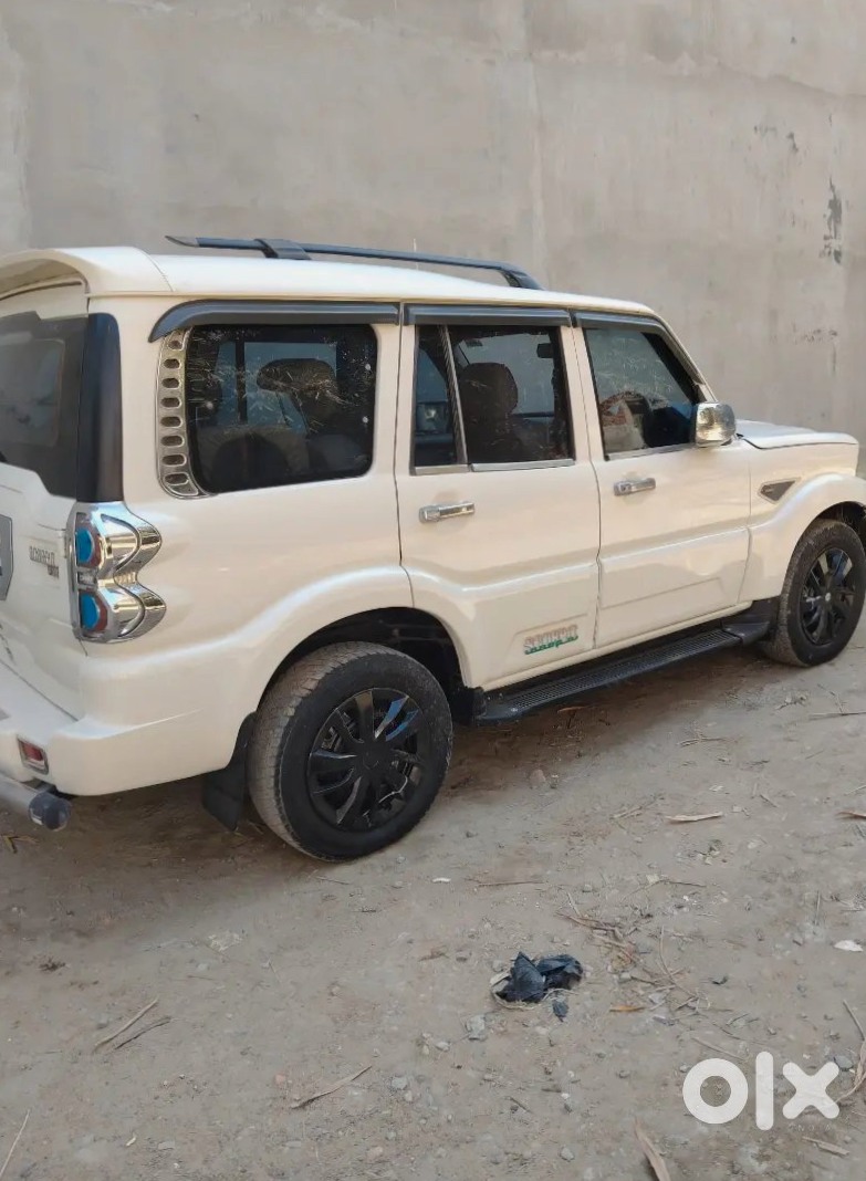 Mahindra Scorpio 2012