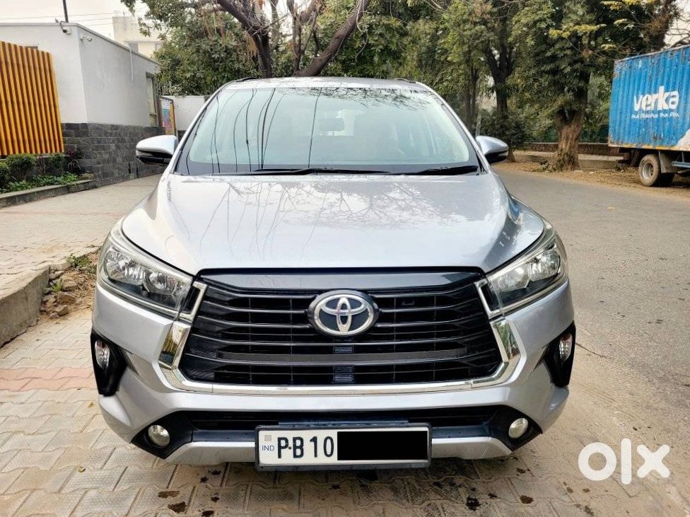 2021 Toyota Innova Crysta - Family Suv