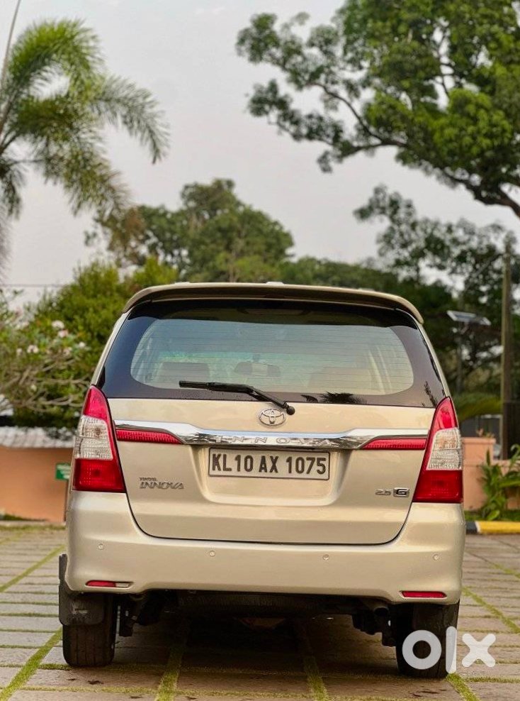 Toyota Innova 2012 - Genuine Buyer Only