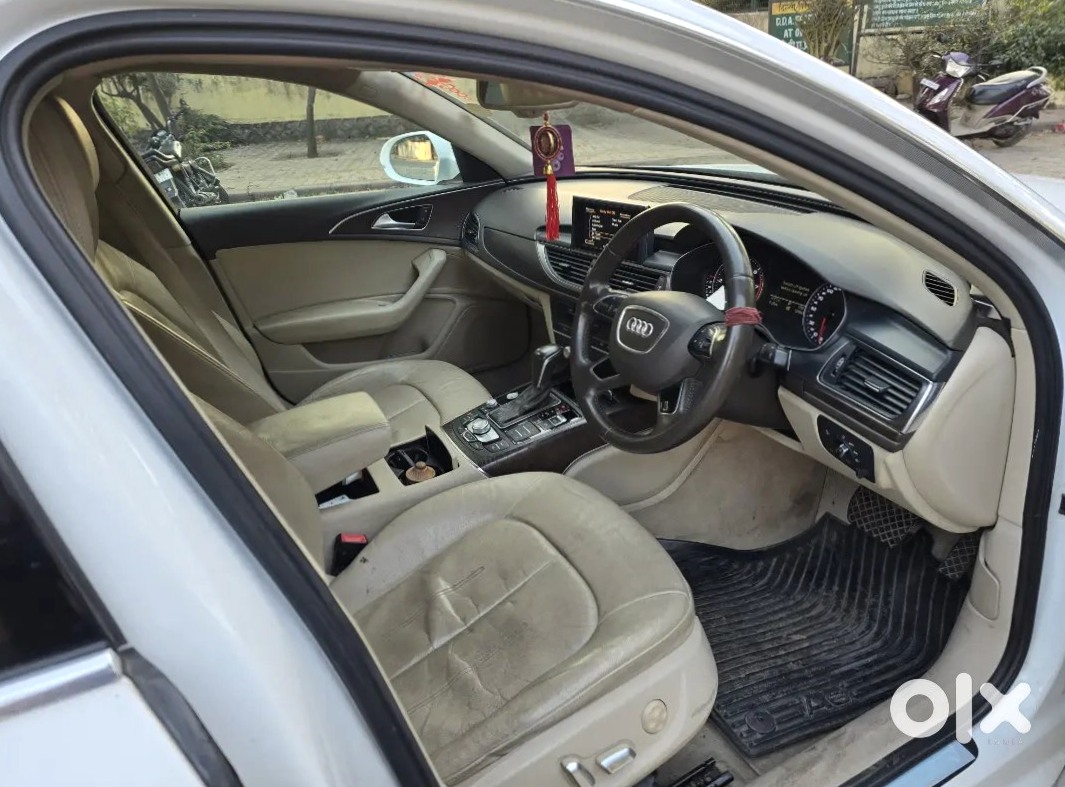 Audi A6 - Premium Sedan