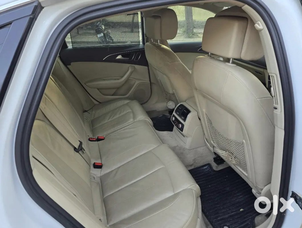 Audi A6 - Premium Sedan