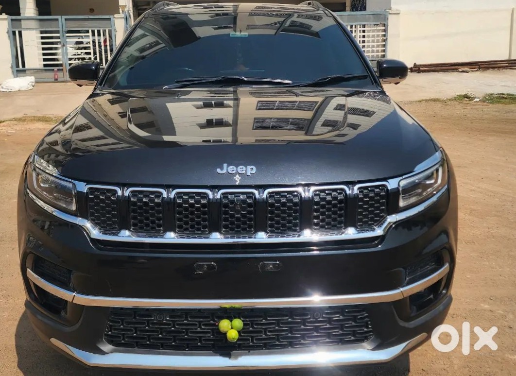 Jeep Meridian 2025 - Almost New