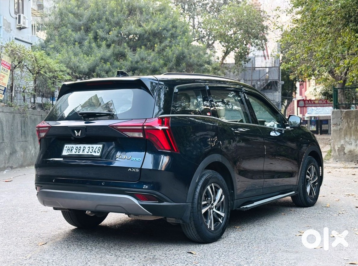 2025 Mahindra Xuv700 Almost New