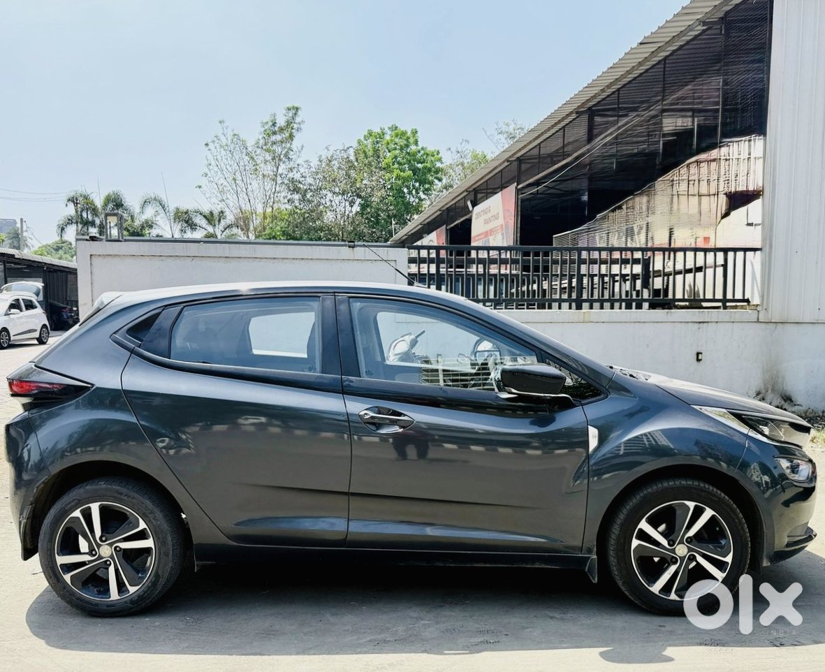 Brand New 2025 Tata Altroz - Just 6.5k Km