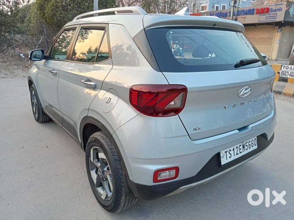 2022 Hyundai Venue Cng - Urgent Sale