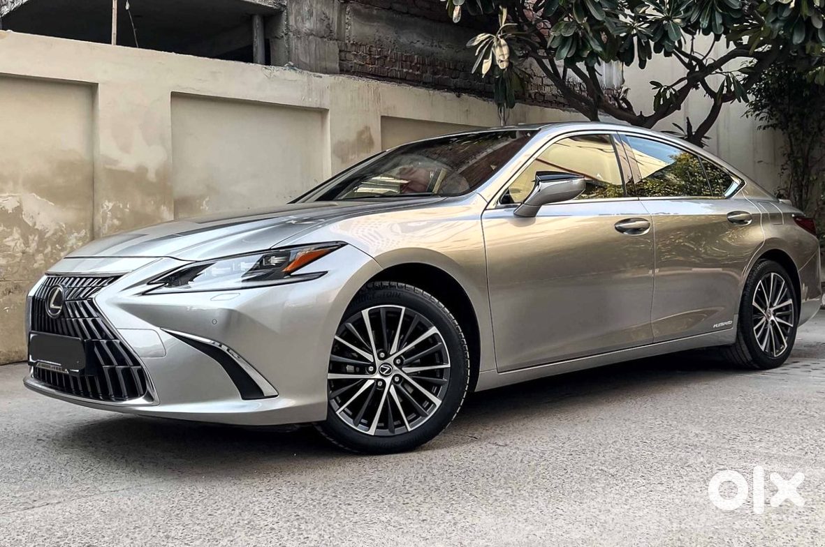 2025 Lexus Es - Luxury Sedan