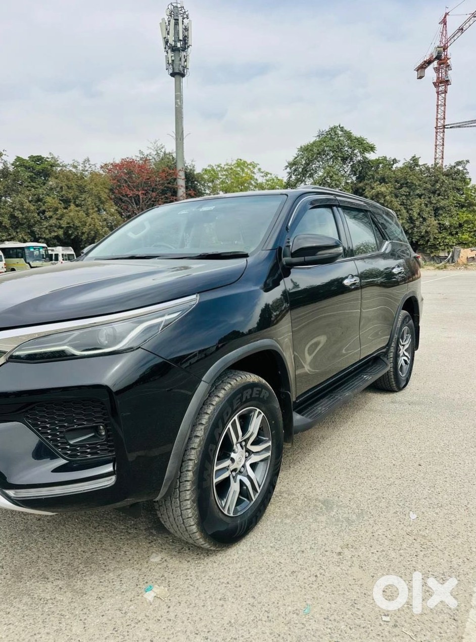 Toyota Fortuner 2022 Family Car